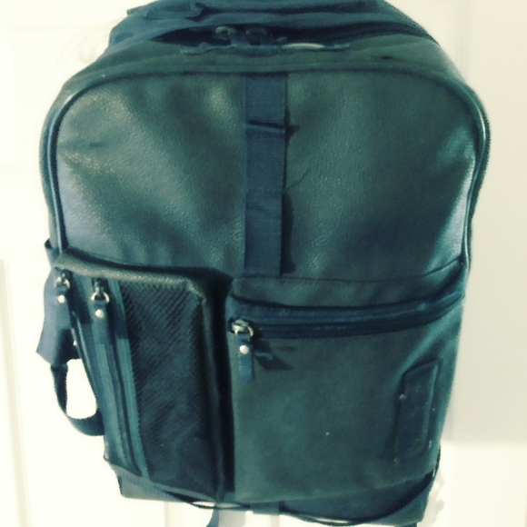 Royal Carribean Travel Bag & Back Pack. - Picture 5 of 7